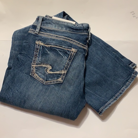 Silver Jeans - Picture 4 of 5